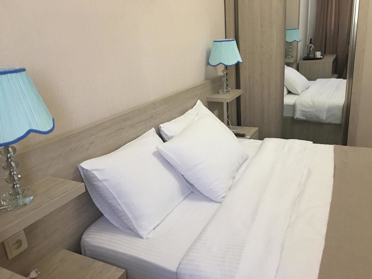 Отель Hotel Triston Тбилиси