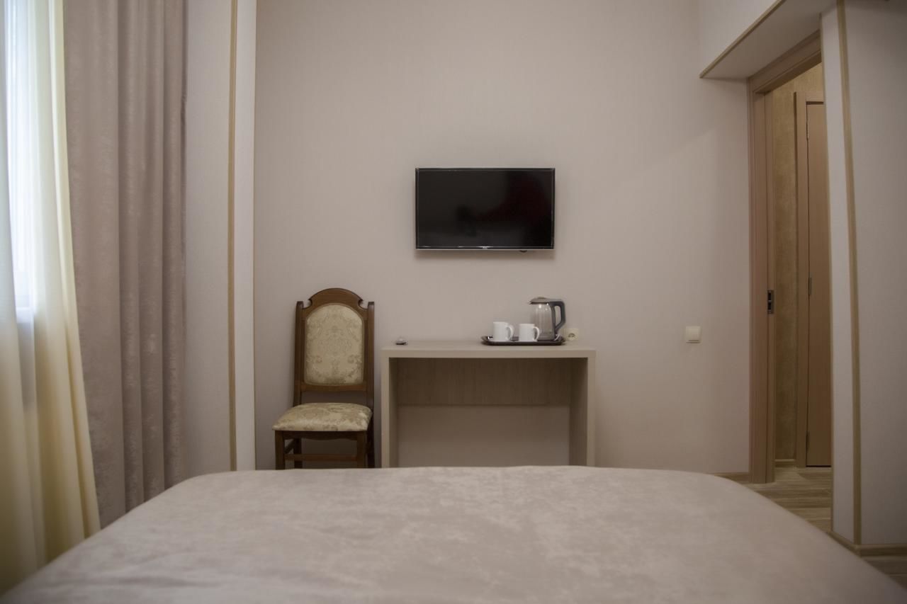 Отель Hotel Triston Тбилиси