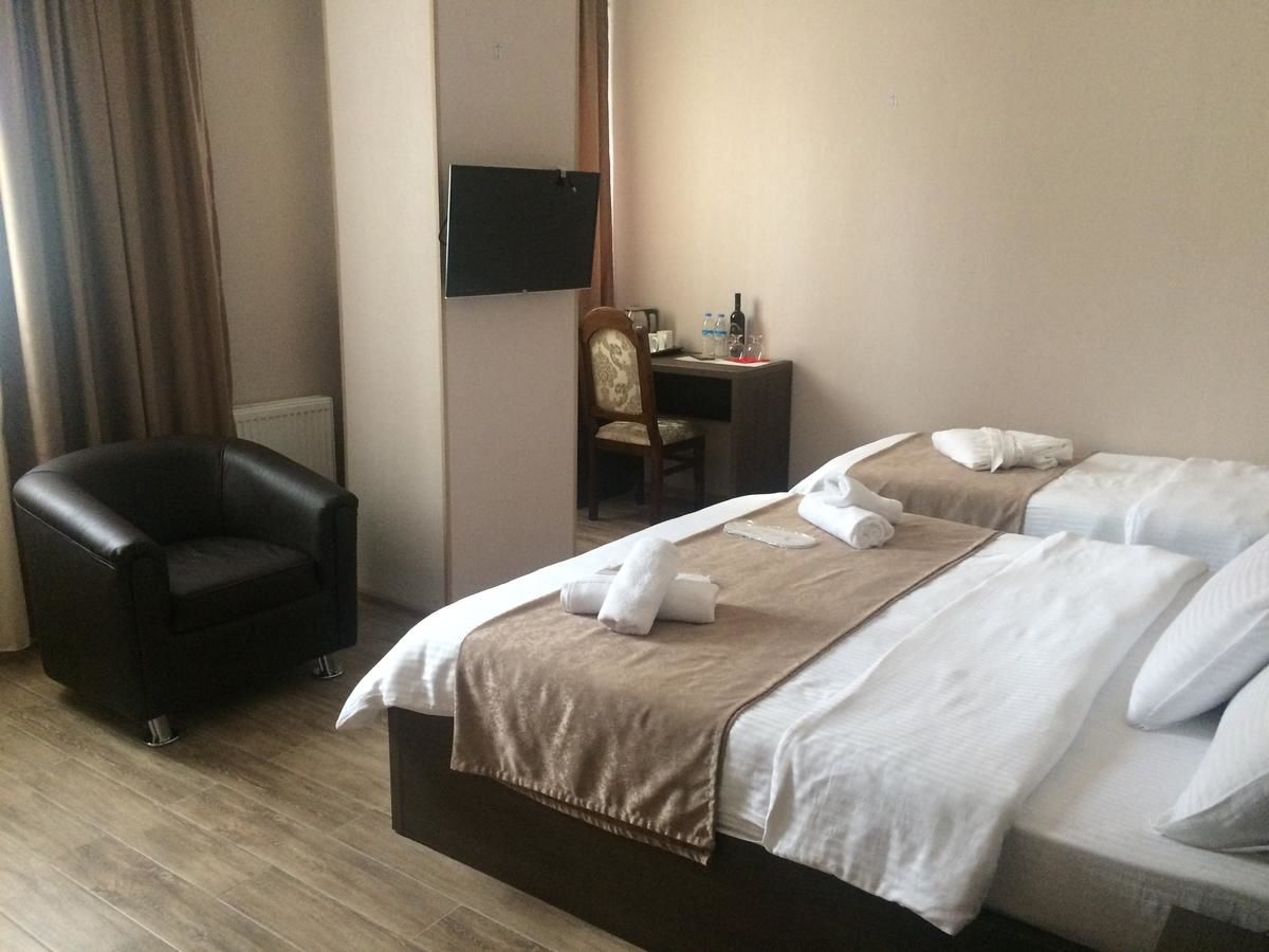 Отель Hotel Triston Тбилиси